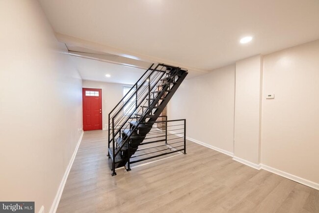 Building Photo - 2924 Salmon St