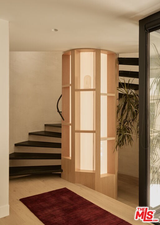 Building Photo - 8593 Hollywood Blvd