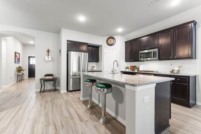 Building Photo - 3815 Wright's Landing Dr