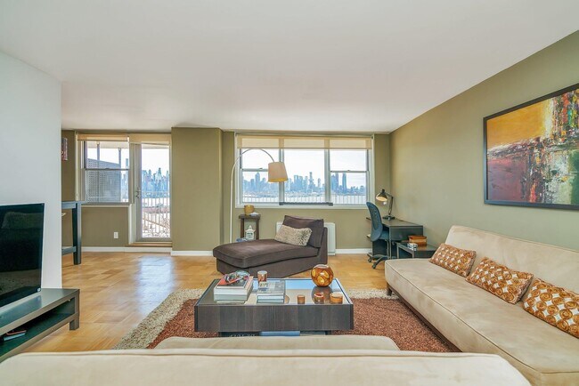 Building Photo - 6040 JFK Blvd E