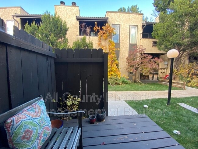 Building Photo - 2982 Shady Hollow W