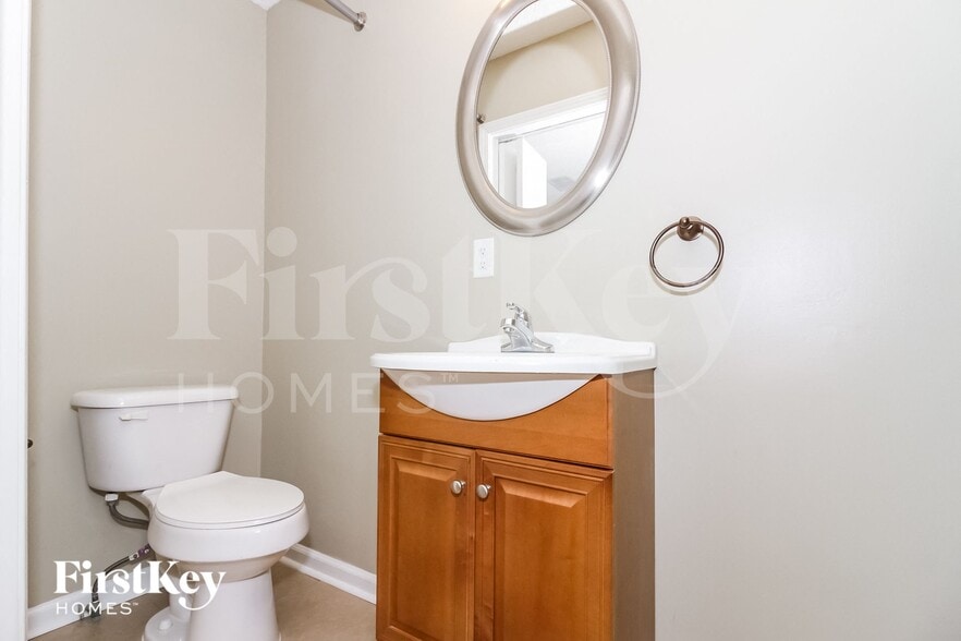 Building Photo - 4516 Leatherwood Ave