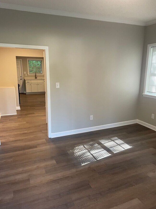 Building Photo - 290 Hialeah Ct