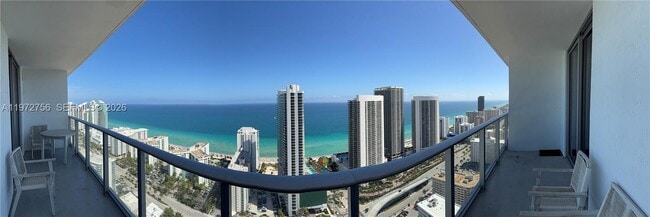 Building Photo - 4010 S Ocean Dr