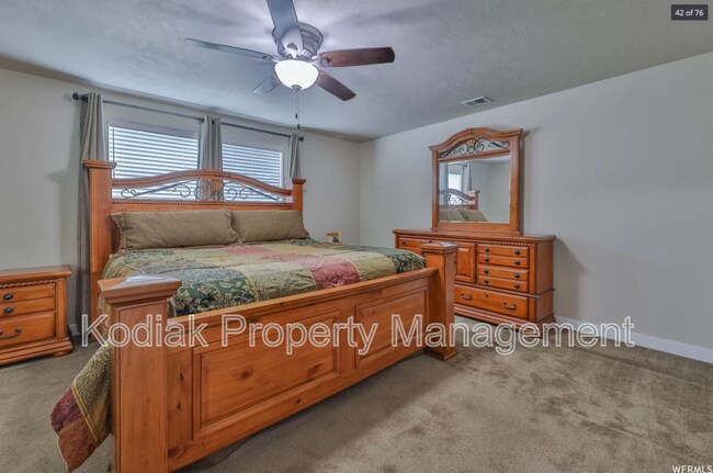 Building Photo - 1463 Kentucky Derby Way
