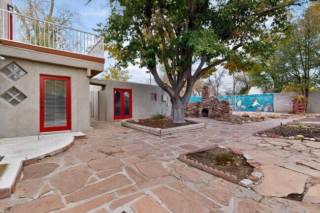 Building Photo - 3503 Berkeley Pl NE