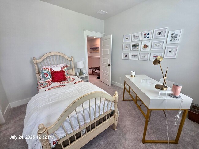 Building Photo - Like new 4 bedroom + loft - Stonoview - Jo...