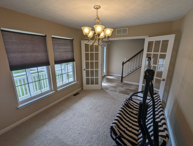 Building Photo - Beautiful 4 Bedroom Home in Amherst Schools.