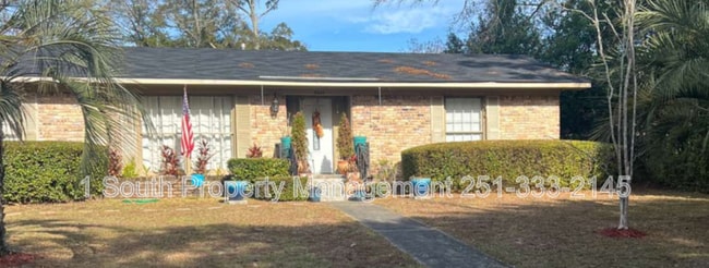 Building Photo - 5520 Vienna Ave