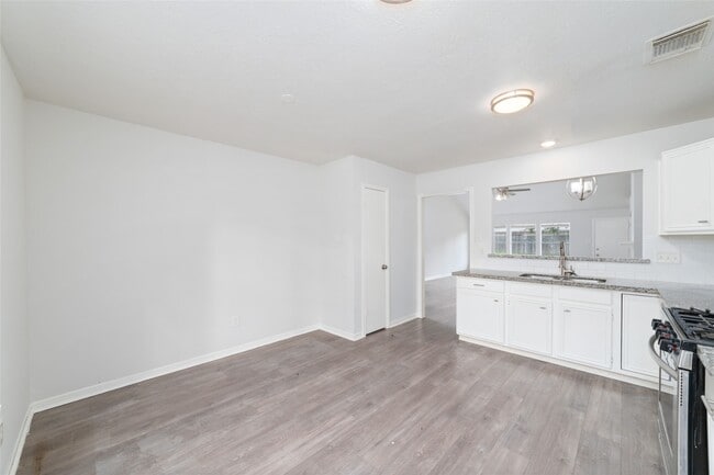 Building Photo - 19114 Indian Grass Dr