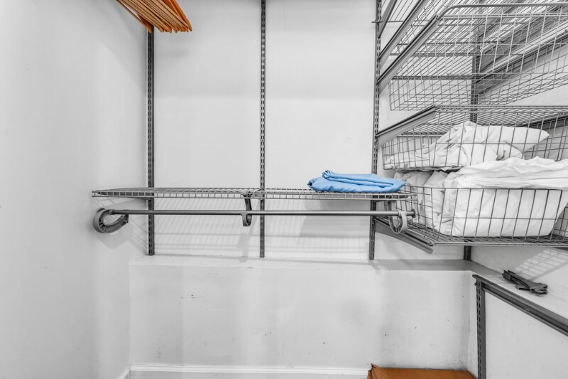 Building Photo - 3014a Pine St