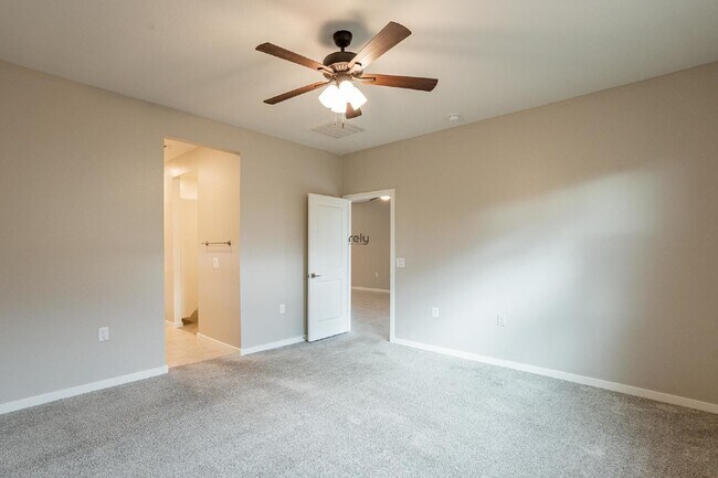 Building Photo - 14155 W Georgia Dr