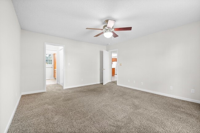 Building Photo - 183 Whitehall Dr