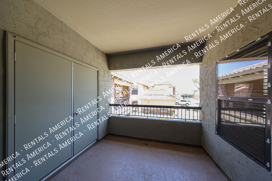 Building Photo - 21320 N 56th St