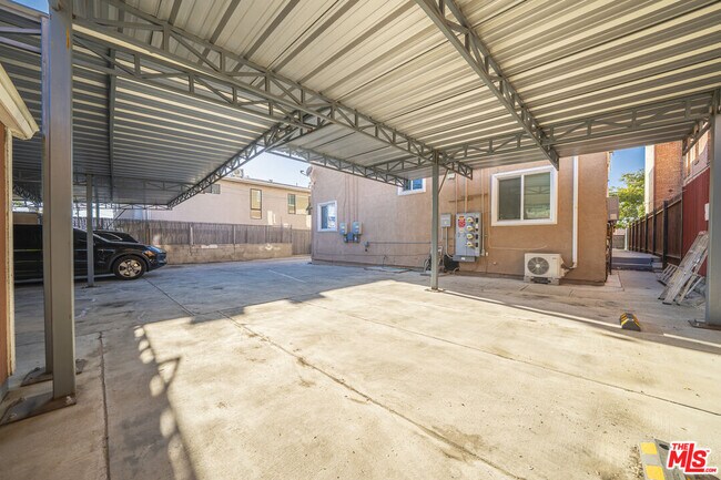 Building Photo - 136 N Rampart Blvd