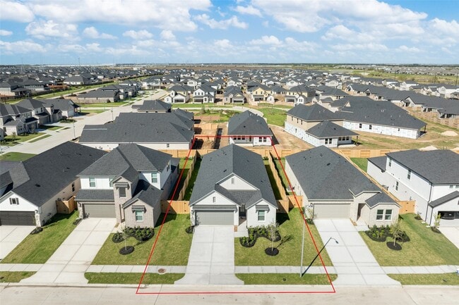 Building Photo - 9711 Westminster Mnr Dr