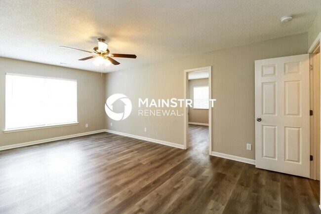 Building Photo - 4 Bedroom Pet-Friendly Home in Browns Summit, NC with Main Street Renewal
