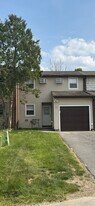Building Photo - 5501 Trastevere Rd