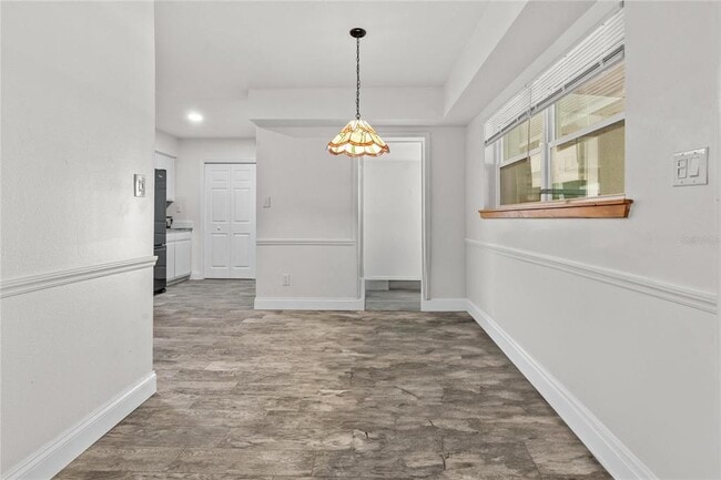 Building Photo - 137 Jay Dr