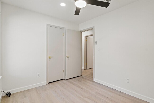 Building Photo - 8477 Titus Ln