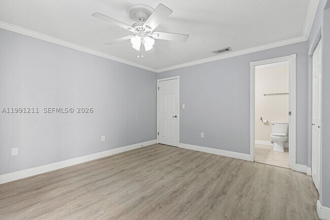 Building Photo - 6854 NW 173rd Dr