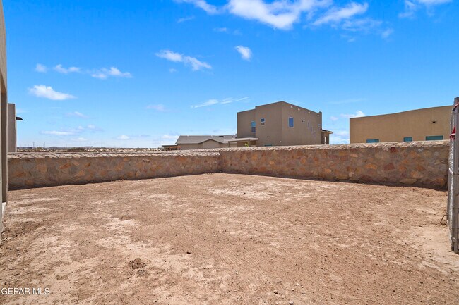 Building Photo - 932 Texas Madrone Dr