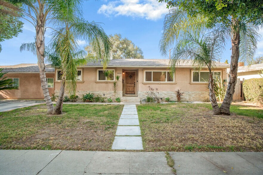 Building Photo - 9959 Gothic Ave