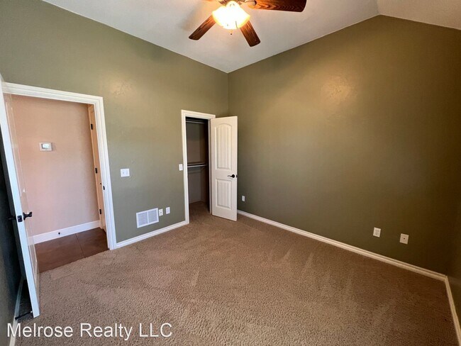 Building Photo - 4 br, 2.5 bath House - 12100 Kimberlyn Road