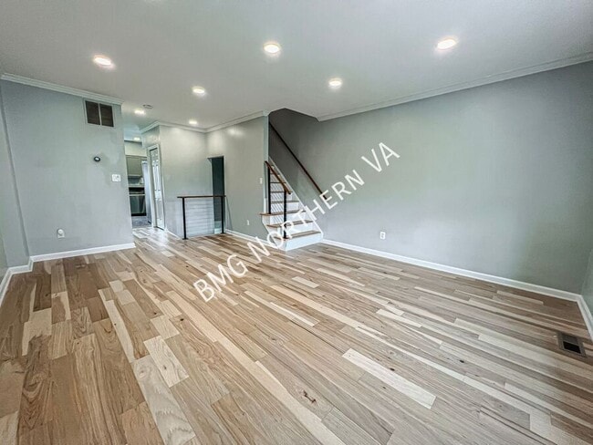 Building Photo - 954 S Rolfe St