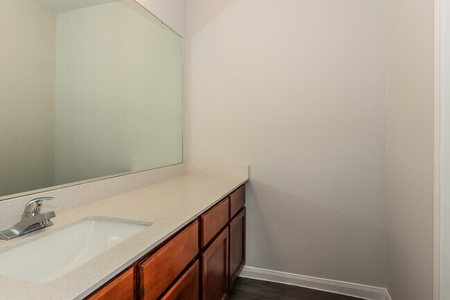 Building Photo - 5623 Latta Plantation Dr