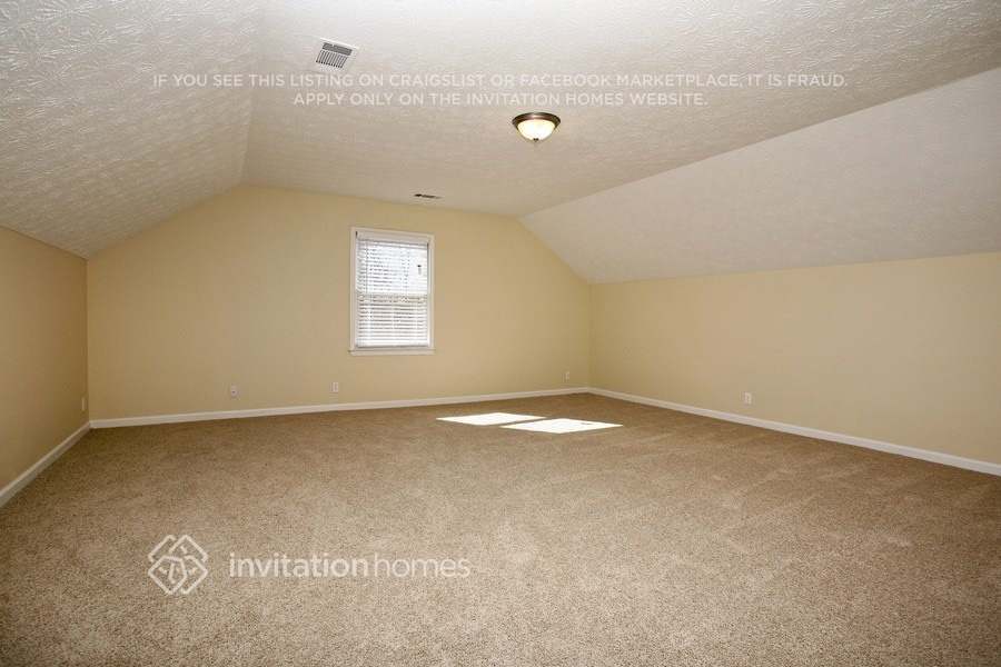 Building Photo - 2270 Springer Walk