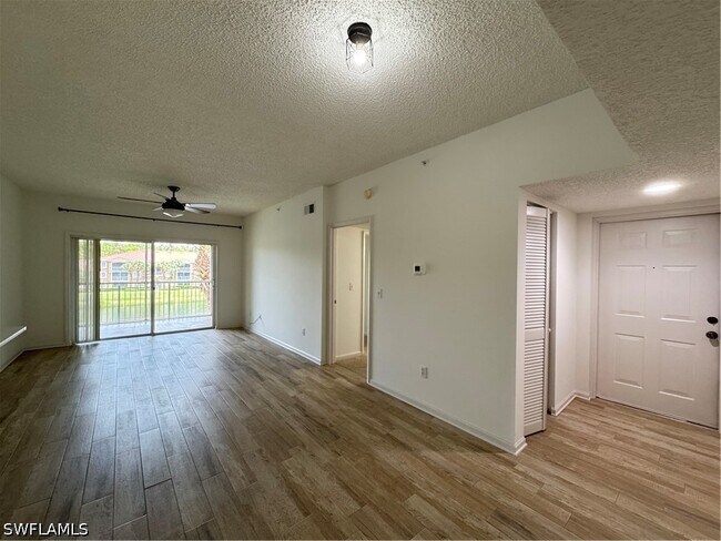 Building Photo - 1830 Florida Club Cir