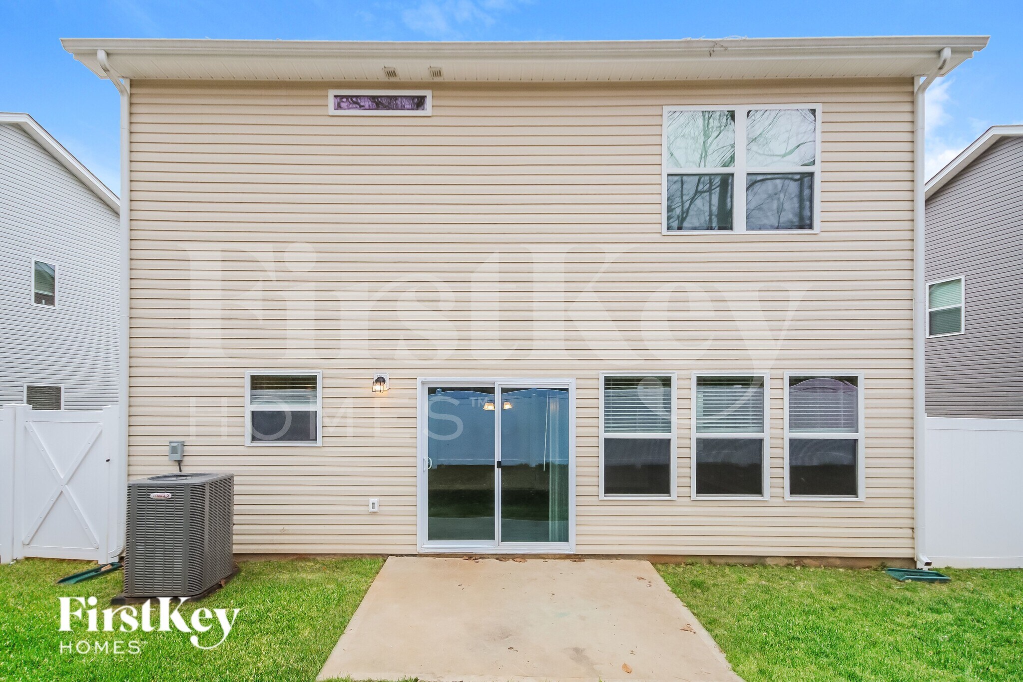 Building Photo - 3232 Newell Vlg Dr