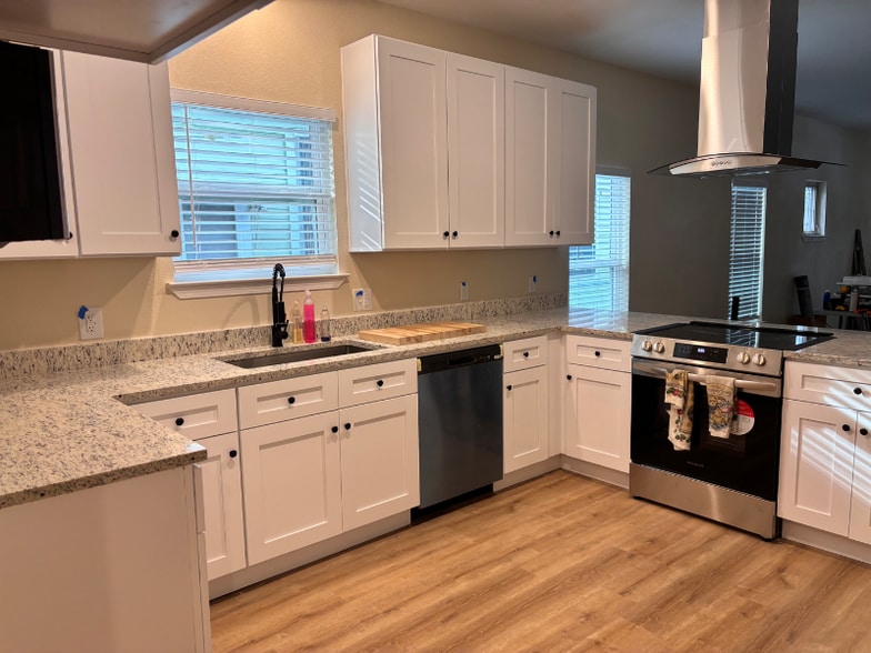 Building Photo - 1408 N 13th St