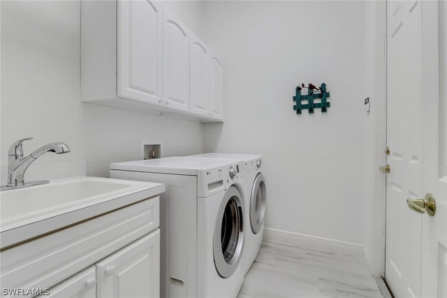 Building Photo - 19946 Estero Verde Dr