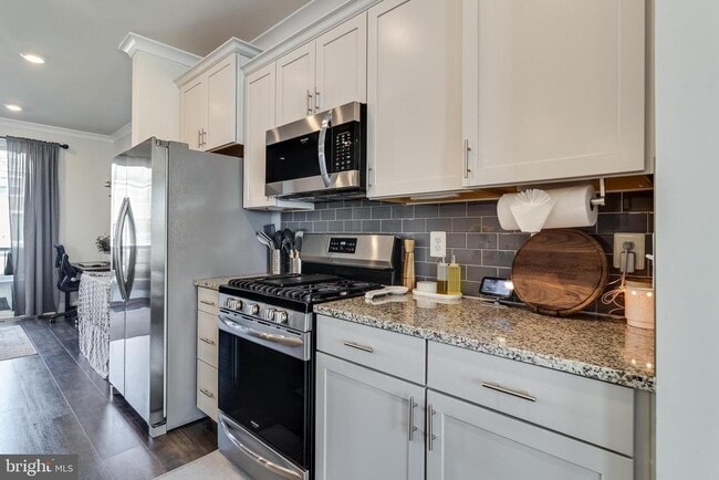 Building Photo - 5921 Kate Chopin Pl