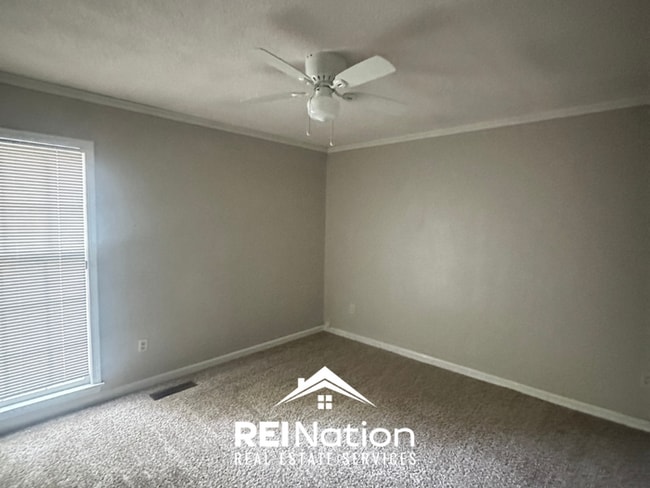 Building Photo - CORDOVA SHOWSTOPPER! Massive 4BR/3BA w/ Deck, Detached Garage & Porch!
