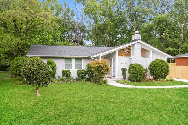 Primary Photo - Beautiful 3 Bedroom single family home in ...