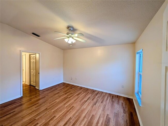 Building Photo - 10128 Heather Sound Dr