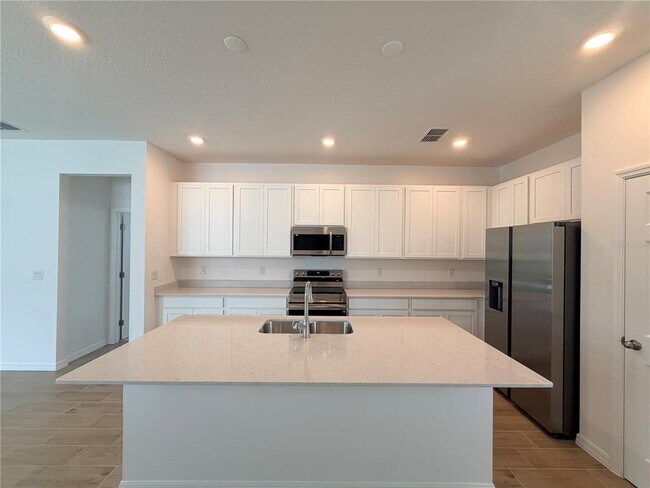 Building Photo - 2029 Anthem Dr