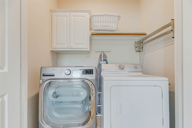 Building Photo - 2828 W Holcombe Blvd