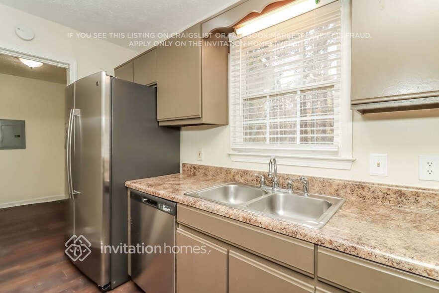 Building Photo - 322 Dillon Dr