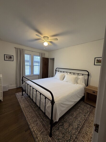 Building Photo - 906 W Keith Ave