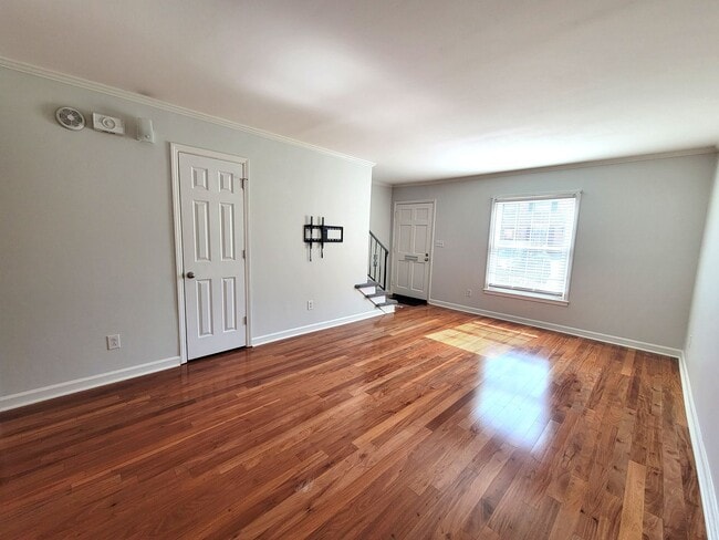 Building Photo - 2-Bedroom in the perfect location! ***First month free with a 13-month lease.***