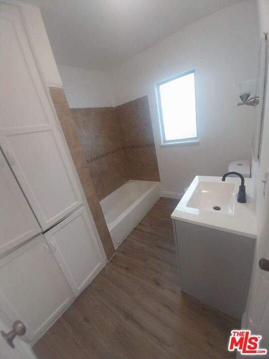 Building Photo - 7208 S La Cienega Blvd