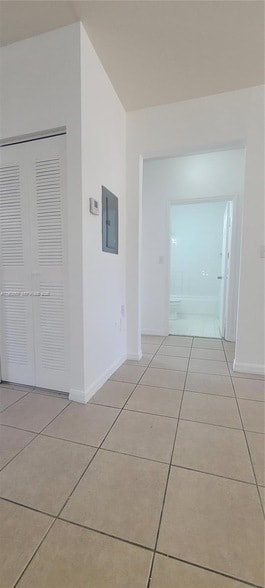 Building Photo - 50 E 21st St