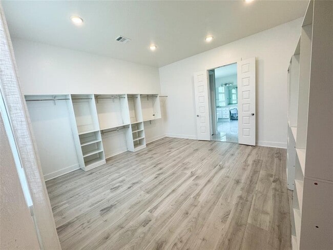 Building Photo - 21307 Blue Wood Aster Ct