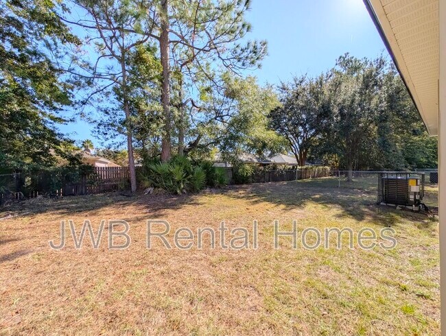 Building Photo - 4373 Melissa Ct W