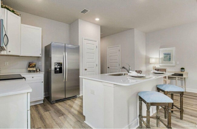 Building Photo - 4083 Pendragon Cir