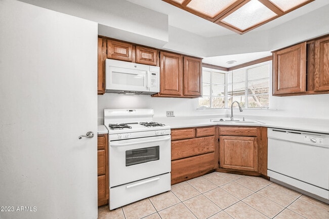 Building Photo - 4518 N 9th Ave